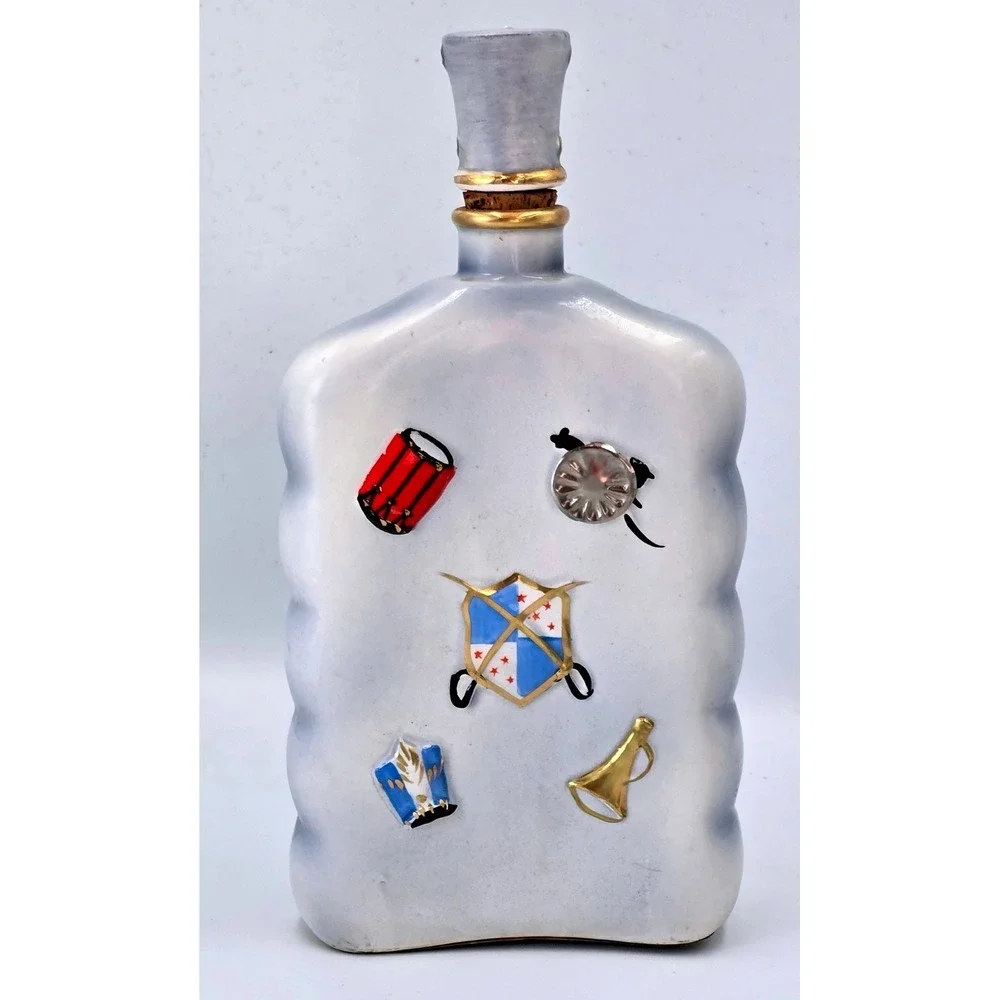 Vintage Shields Fifth Ave Soldier Whiskey Decanter Ceramic 3D Stopper Japan RARE